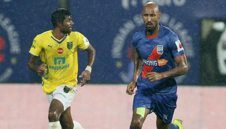 Anelka con el Mumbai City