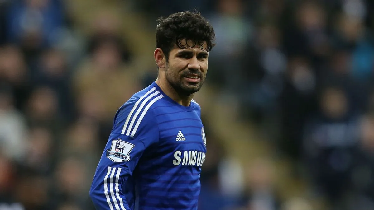 AP Costa en partido con el Chelsea