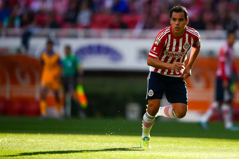 IMAGO7 Omar Bravo durante un partido del Rebaño