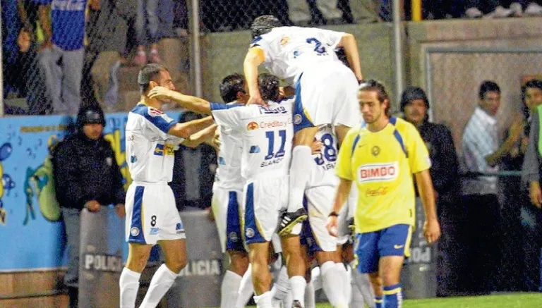 ESPECIAL Dorados festeja un gol contra América en 2006