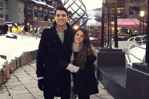 Vástago del Flaco y la hija de EPN en un viaje