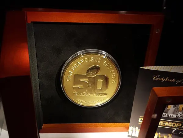 La moneda de 49 mil 999 dólares