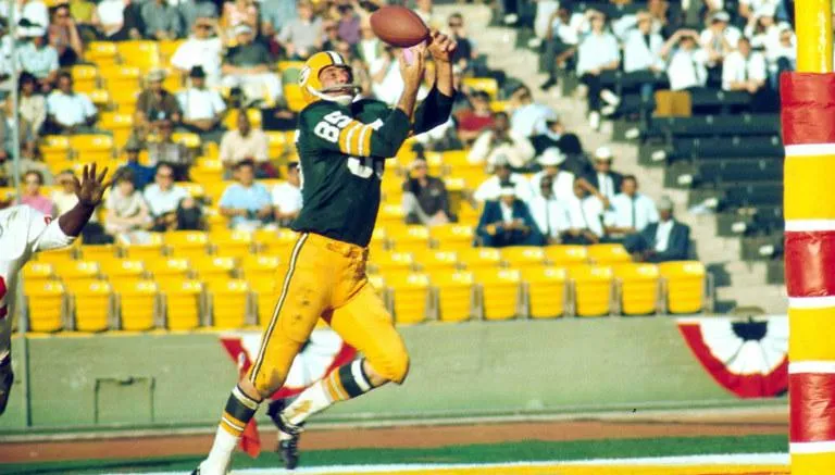 NFL McGee en partido del primer Super Bowl