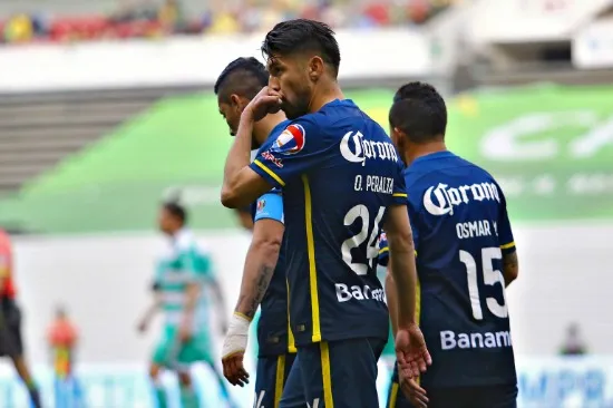 IMAGO7 Oribe, después de anotarle a Santos