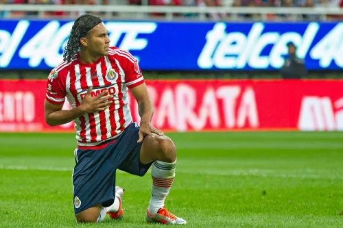 MEXSPORT Gullit Peña lamentando una acción del Rebaño