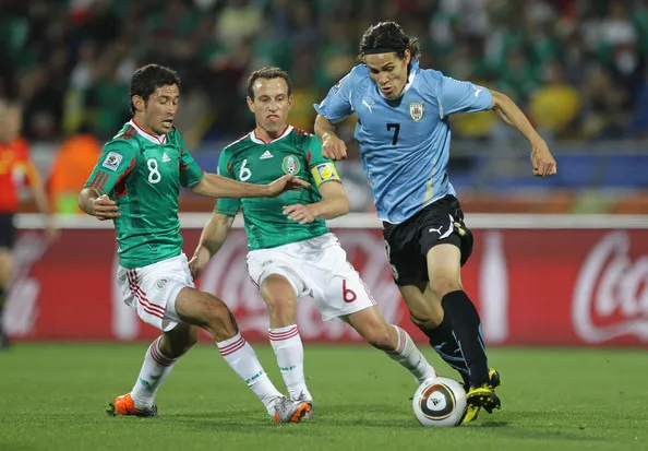 ESPECIAL Cavani, en el Mundial de 2010 contra México