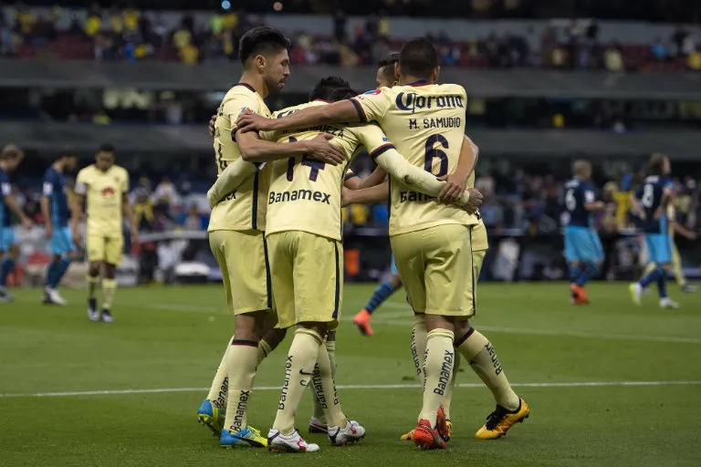 MEXSPORT Americanistas celebran un gol contra Seattle Sounders