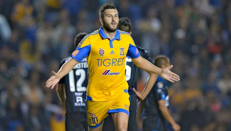 Gignac celebra una anotación contra Gallos