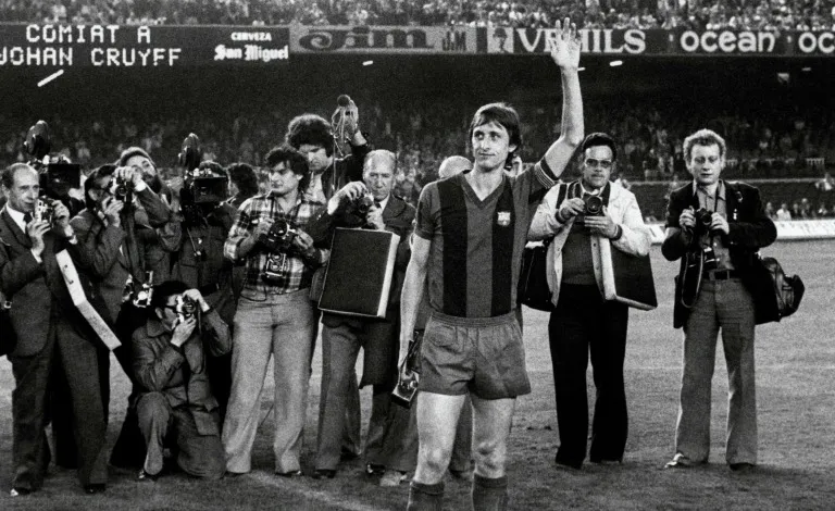 EFE Johan Cruyff durante el partido de despedida en el estadio del Nou Camp