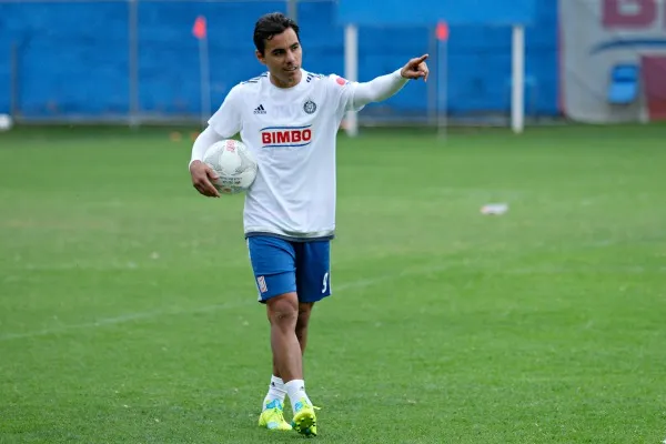 IMAGO7 Omar Bravo en un entrenamento con el Rebaño