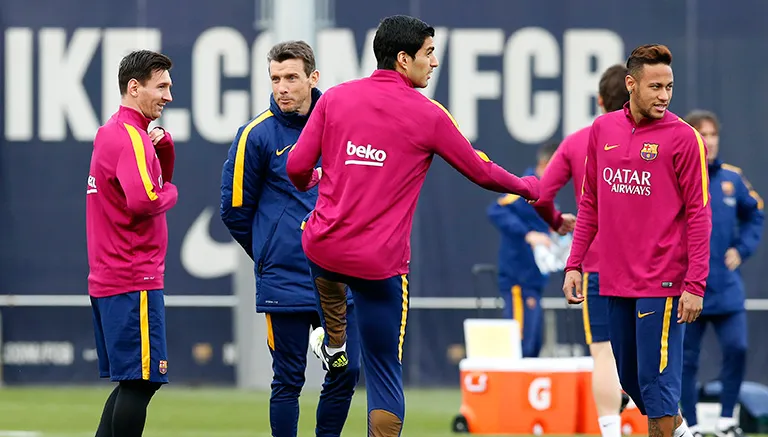 AP Messi y compañía, durante la práctica con el Barcelona