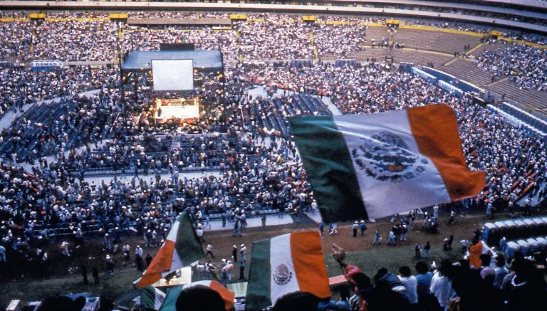 ESPECIAL Ásí lucía el Estadio Azteca para la pelea