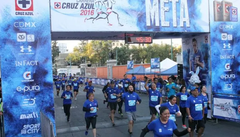 EMOCIÓN DEPORTIVA Los corredores recorrieron distancias de 10 y 5 km
