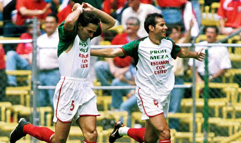 Jugadores mostraron apoyo a Ojitos Meza