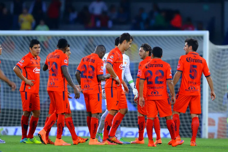 Jugadores de Monarcas, desilusionados tras derrota contra Pumas