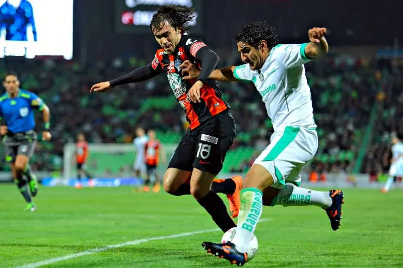 IMAGO7 Santos y Pachua, en un partido de la Liga MX