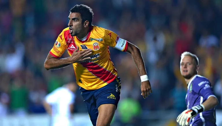 MEXSPORT Pellerano corre tras anotar el tanto del empate