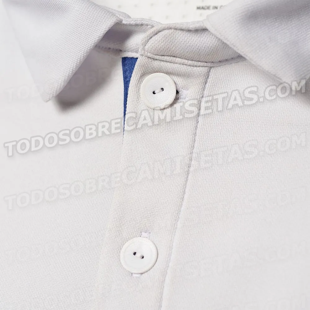 TODOSOBRECAMISETAS.COM Cuello polo, característica de la nueva playera
