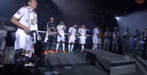 ESPECIAL Jugadores del Madrid en la celebración de la 'Orejona'