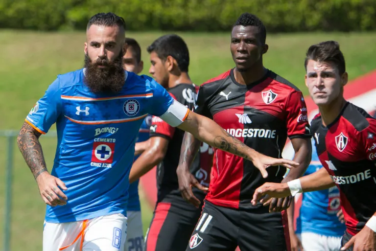 Cruz Azul pondrá a competir a toda la plantilla El español disputa juego con Sub 20 tras superar lesión