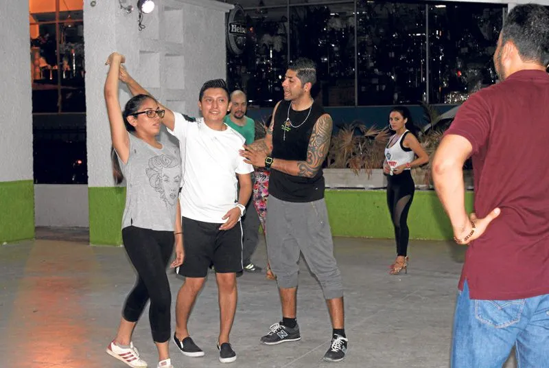KARLA UZETA Odín Patiño descubrió en el baile una nueva pasión