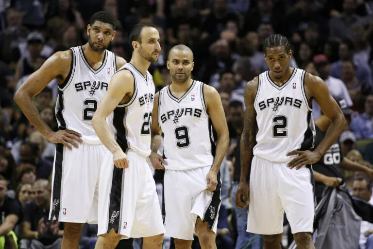 ESPECIAL Spurs de San Antonio en partido de NBA