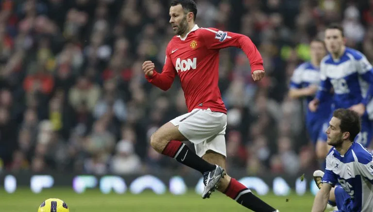 Giggs durante sus últimos años como futbolista