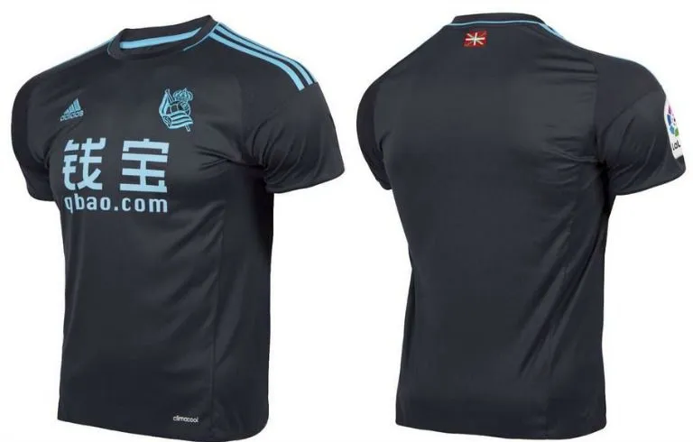 @REALSOCIEDAD Segunda equipación de los Txuri-urdin