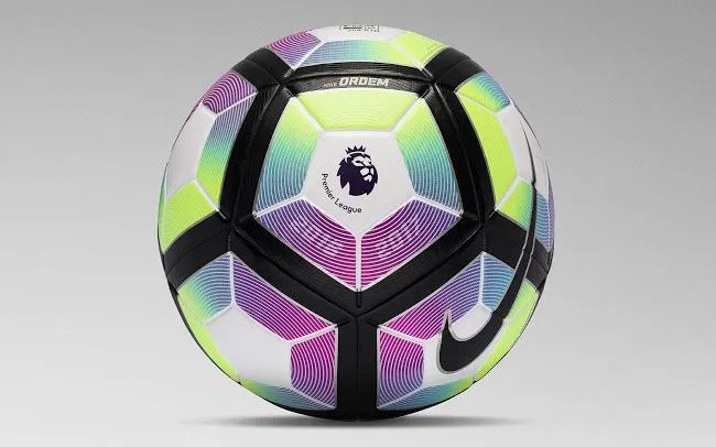 NIKE El balón de la Premier League integra colores que van del verde al morado