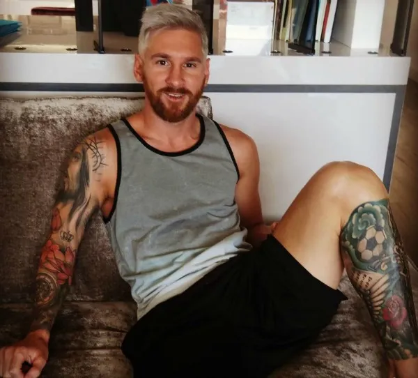 ESPECIAL Messi luce un color plateado en el cabello