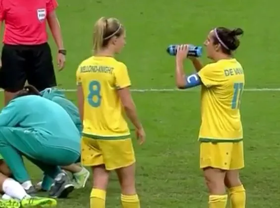 ¿Qué hace, por qué la toma así?