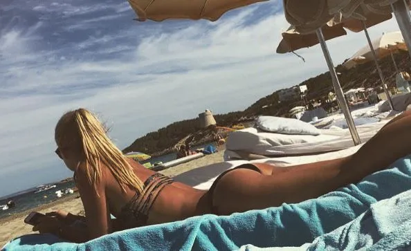 INSTAGRAM Jackie de Boer tomando el sol