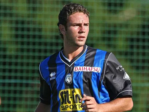 Layún, vistiendo el jersey del Atalanta