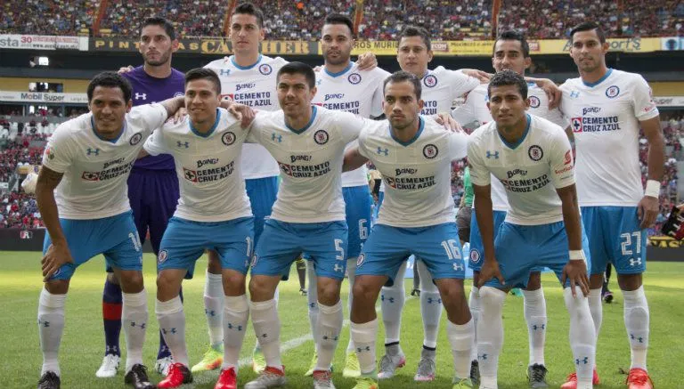 IMAGO7 Once inicial de Cruz Azul en juego contra Atlas