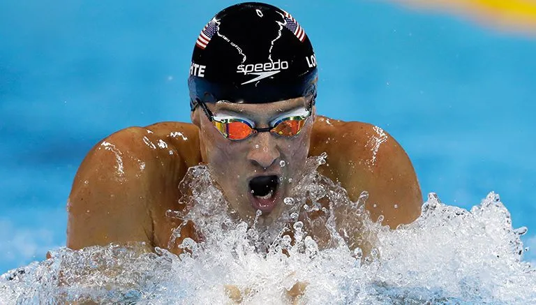 Ryan Lochte nada en Juegos de Río 2016
