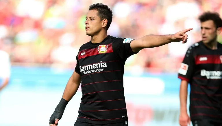 @BAYER04_ES Chicharito en el encuentro frente al Hamburgo