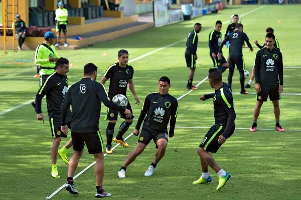 Las Águilas durante un entrenamiento en Coapa