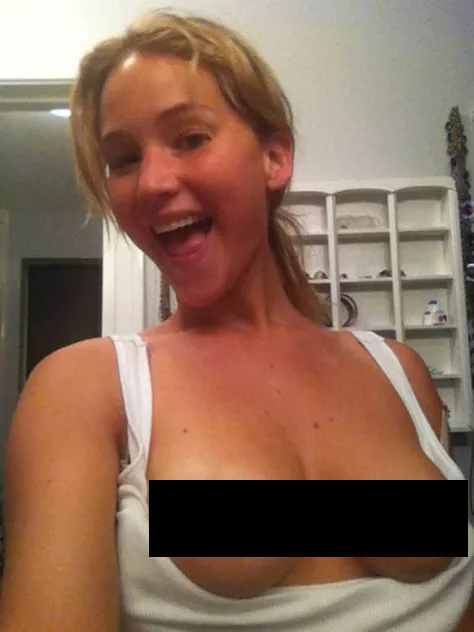 Lawrence muestra sus atributos