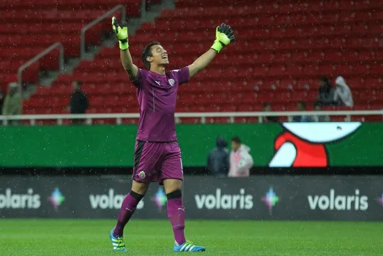 Rodríguez festeja una anotación de Chivas