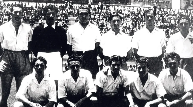 RÉCORD Plantilla del América de los años 41-42
