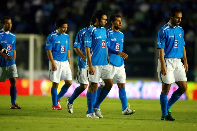 Jugadores de Cruz Azul se lamenta tras la Final de Ida con Toluca