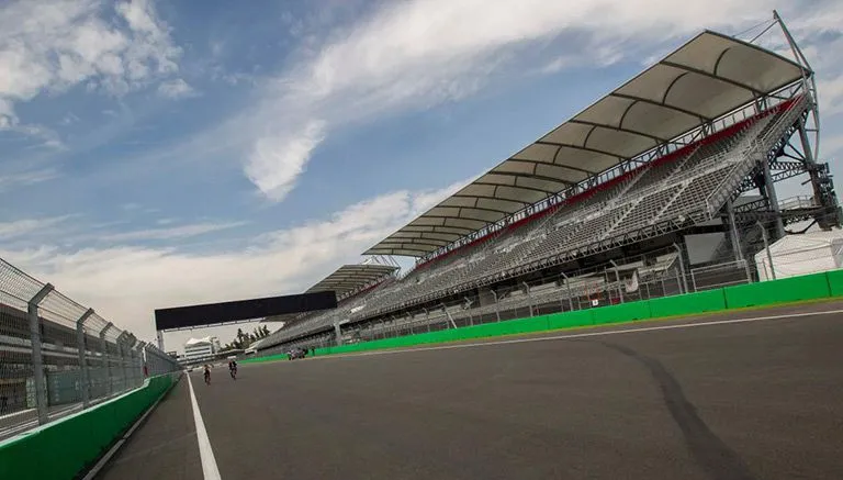 RICARDO FLORES Así luce la recta principal en el Autódromo Hermanos Rodríguez