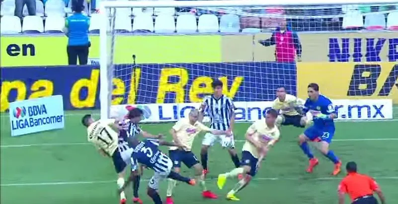 ESPECIAL La mano de Pablo Aguilar frete a Pachuca