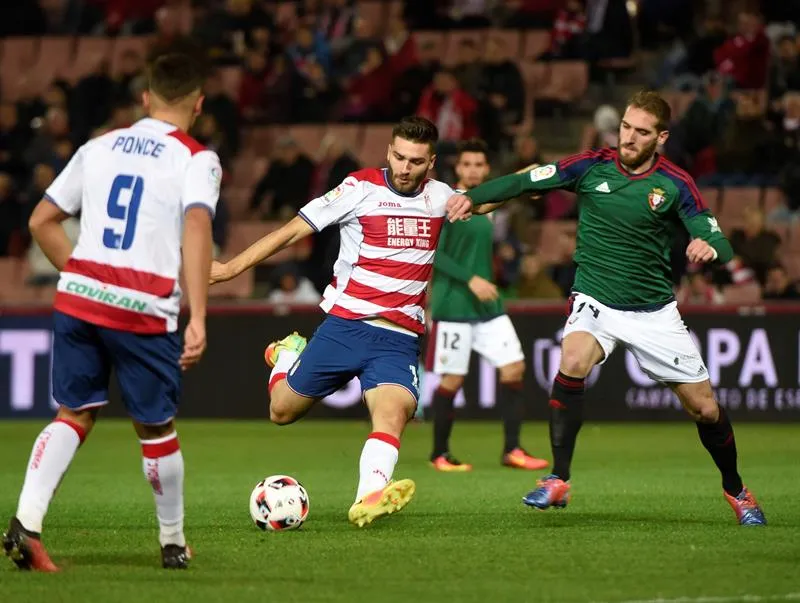 ESPECIAL Toral probando suerte con un disparo