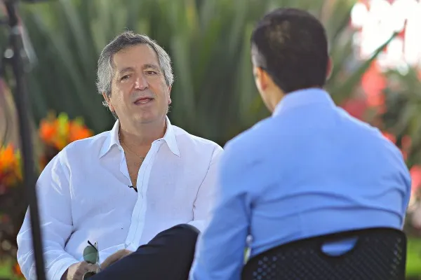 Jorge Vergara durante una charla