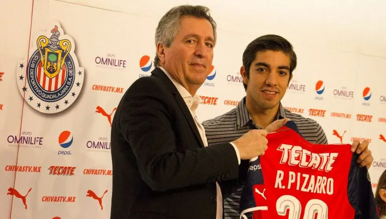 Jorge Vergara y Rodolfo Pizarro en conferencia de prensa