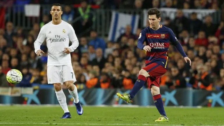 Lionel Messi y Cristiano Ronaldo en el Clásico Español