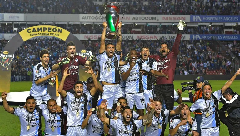 MEXSPORT Gallos celebra el título de Copa MX