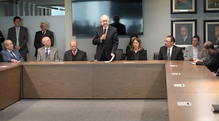 TWITTER @JIMENEZESPRIU Espriú, durante una conferencia de prensa