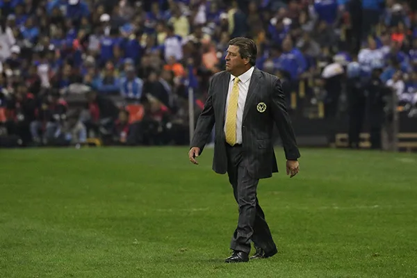 Piojo, durante la Final entre Cruz Azul y América